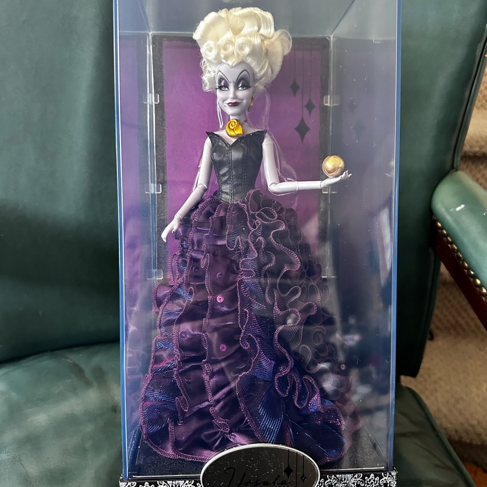 2011 Ursula LE Disney Designer Doll